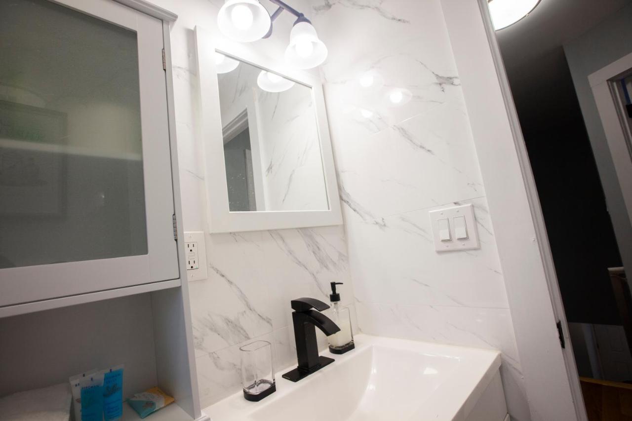 Alafia- Cozy Jfk Area Home - This Property Is A Hosted Property Meaning The Host Live On Site ニューヨーク エクステリア 写真